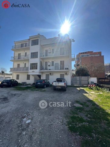 Appartamento in residenziale in Via Mores