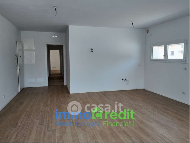 Appartamento in residenziale in Via Carbonera 53
