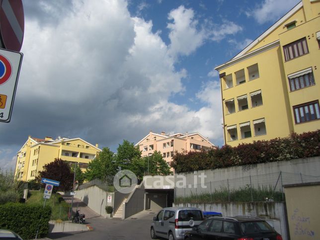 Garage/posto auto in residenziale in Via Regilda Scarpettella