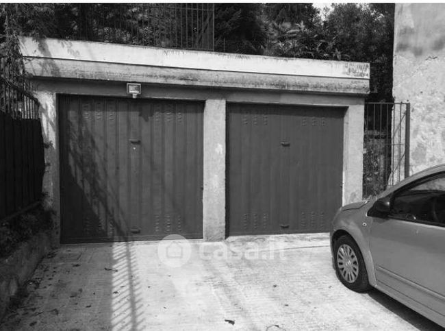 Box/posto auto in residenziale in Via XXIV Maggio