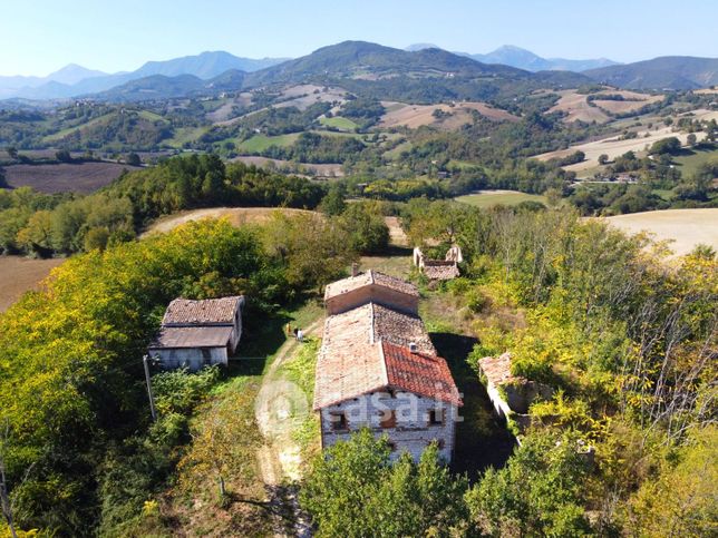 Rustico/casale in residenziale in 