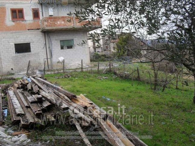 Terreno edificabile in residenziale in 