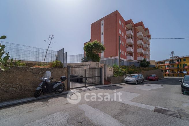 Appartamento in residenziale in Via Anassagora 15