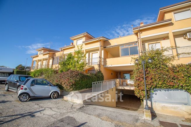 Appartamento in residenziale in Contrada Lazzaretto condominio soave 51