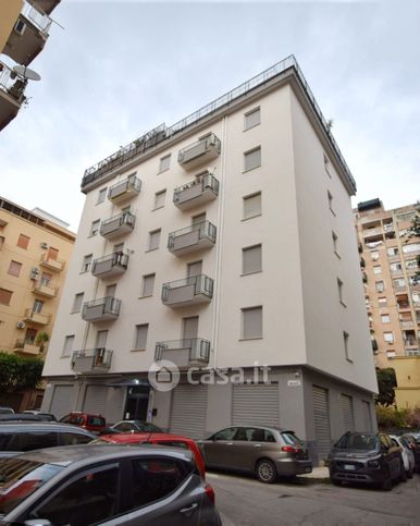 Appartamento in residenziale in Via Imre Nagy 6