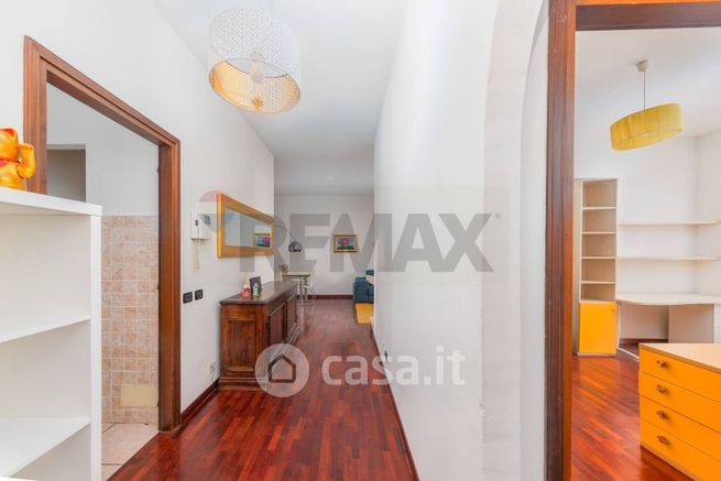 Appartamento in residenziale in Via Metauro 1