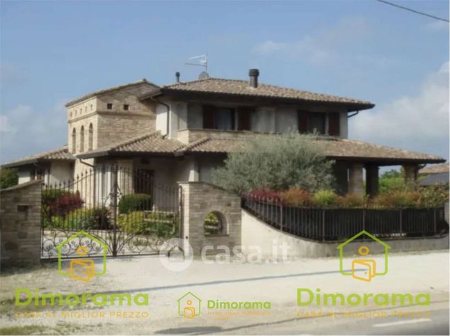 Villa in residenziale in Via Madonna di Campagna 79