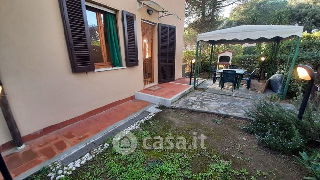 Appartamento in residenziale in Via Sele 12