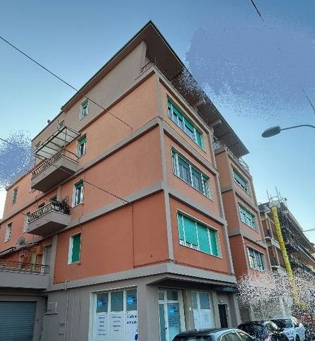 Appartamento in residenziale in Via Musone 15