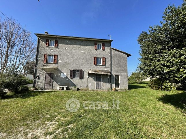 Rustico/casale in residenziale in Via Frasso