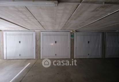 Box/posto auto in residenziale in Via Wolfgang Amadeus Mozart
