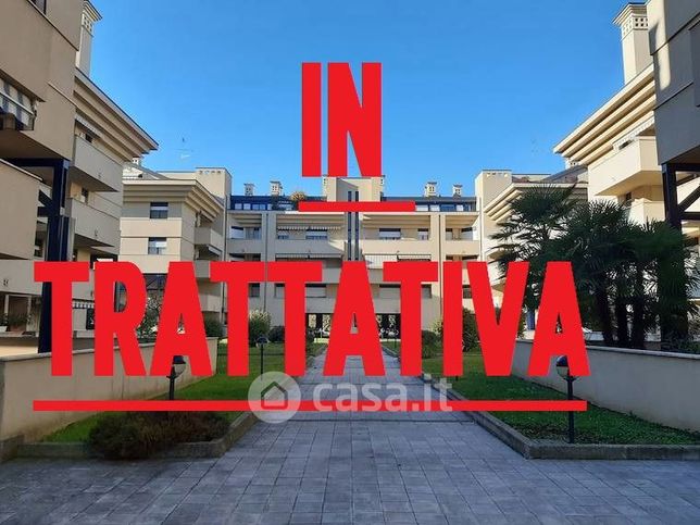 Appartamento in residenziale in Via Salmoiraghi 21