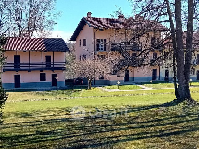 Villa in residenziale in Via Ticino Novelli 30