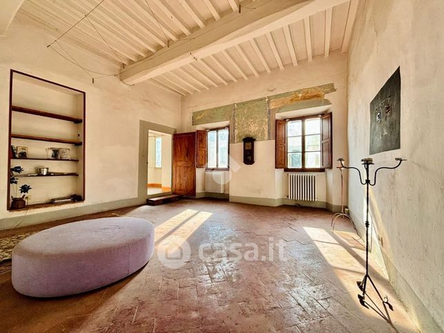 Casa bi/trifamiliare in residenziale in Via Fratelli Cervi 162