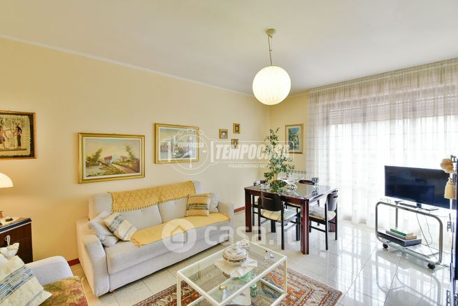 Appartamento in residenziale in Via Lecco