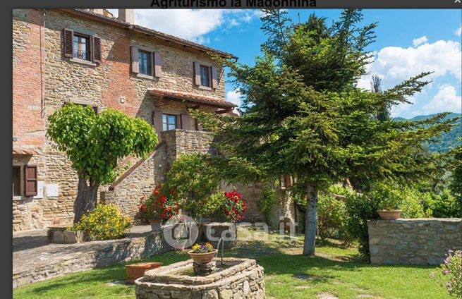 Rustico/casale in residenziale in 