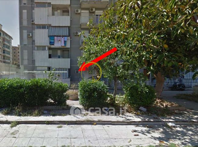 Ufficio in commerciale in Via Andrea Biondo 6