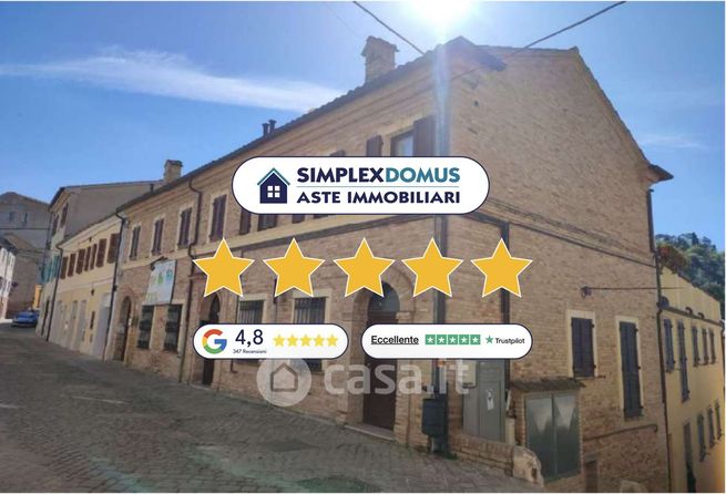Appartamento in residenziale in Via Angelo Giunta