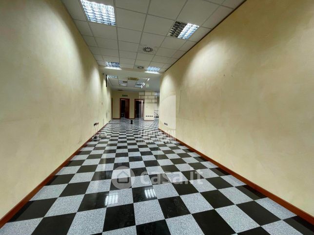 Ufficio in commerciale in