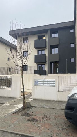 Appartamento in residenziale in Strada Langhirano 179