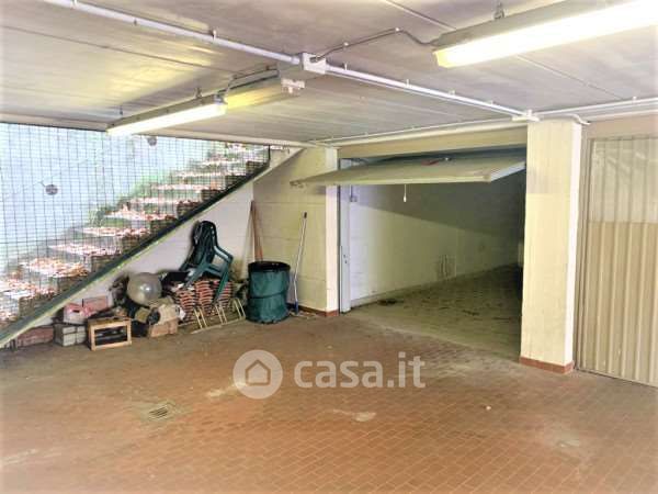 Box/posto auto in residenziale in 