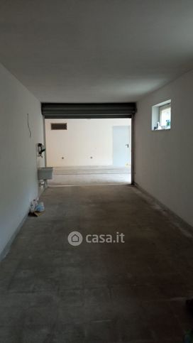 Box/posto auto in residenziale in Via San Giuseppe Moscati 12