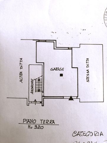 Garage/posto auto in residenziale in Via Toscana 7