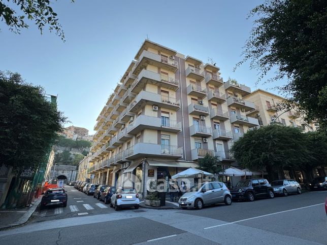 Appartamento in residenziale in Via Stefano Protonotaro 2