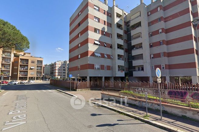 Appartamento in residenziale in Via Pietro Negroni 27