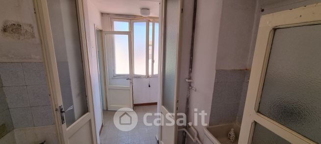 Appartamento in residenziale in Via da ristrutturare, autonomo e centralissimo