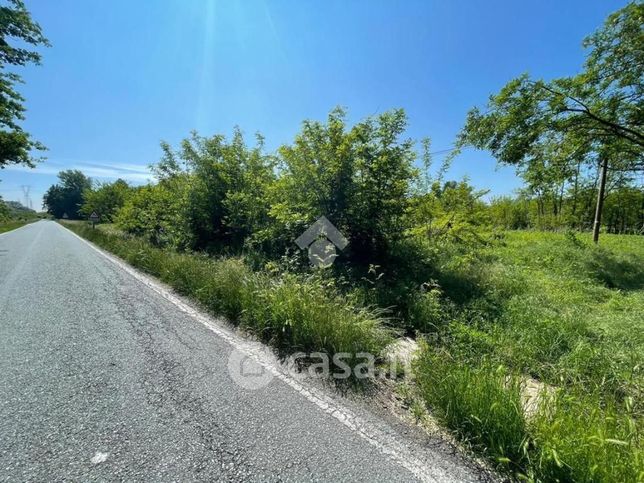 Terreno agricolo in commerciale in Via Alpi Cozie