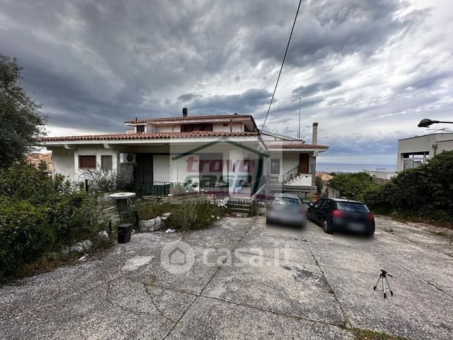 Casa indipendente in residenziale in Via Siracusa