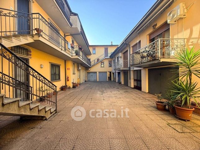 Appartamento in residenziale in Via Caduti per la Patria 5