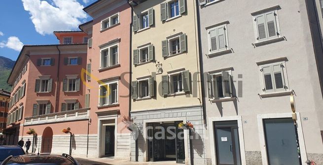 Negozio/locale commerciale in commerciale in 