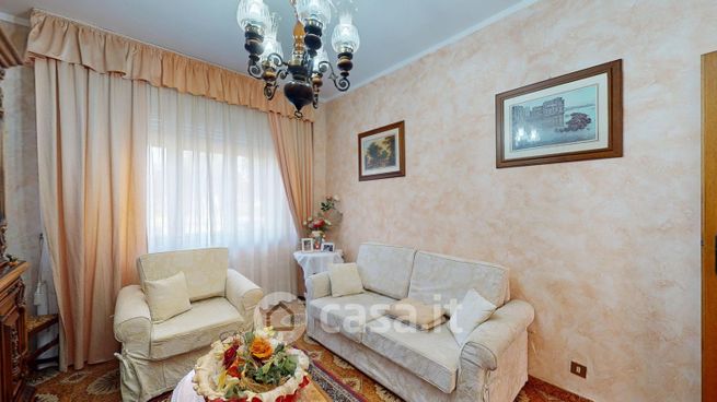 Appartamento in residenziale in Via Torino 68
