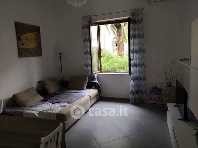 Appartamento in residenziale in Via Esseneto