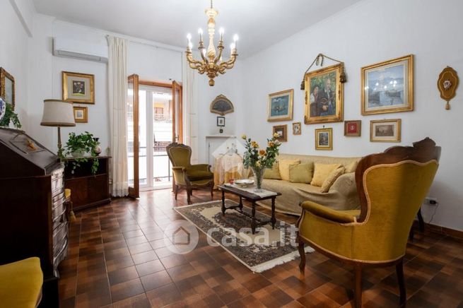 Appartamento in residenziale in Via delle Baleniere 165