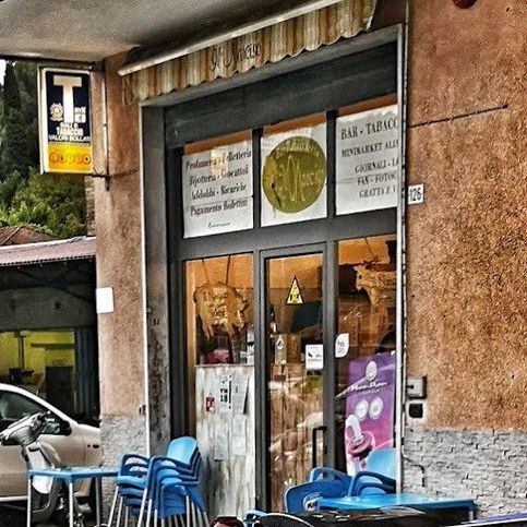 Attivitã /licenza (con o senza mura) in commerciale in Via Brigata Berto