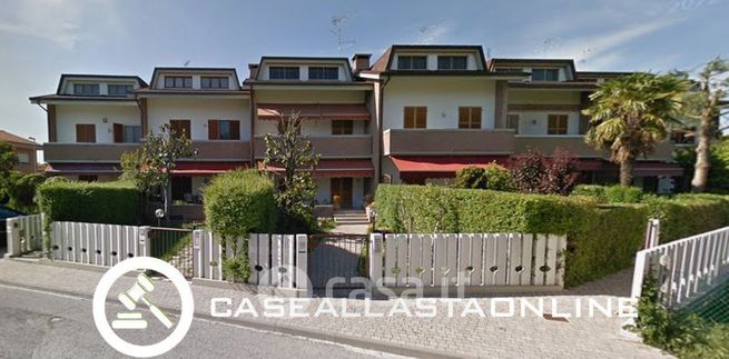 Villetta a schiera in residenziale in Via Corrado Alvaro