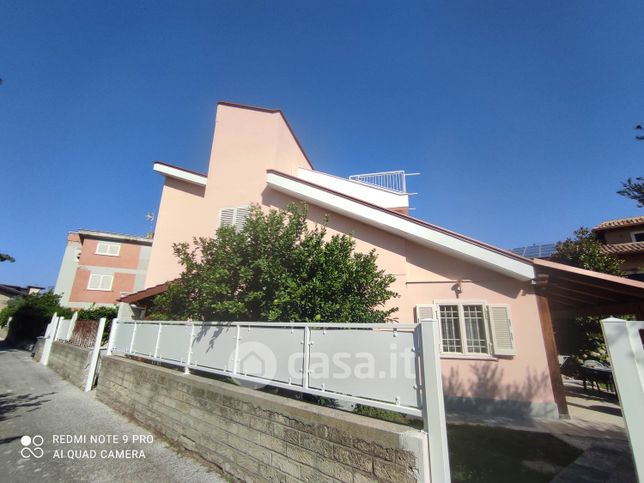 Appartamento in residenziale in Via dell'Acqua Acetosa