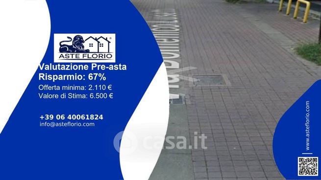 Box/posto auto in residenziale in Via Domenico Lusetti