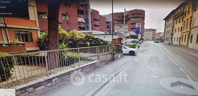 Garage/posto auto in residenziale in Via MARAGLIANO 10