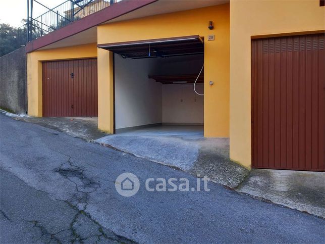 Garage/posto auto in residenziale in Via Trentun 20