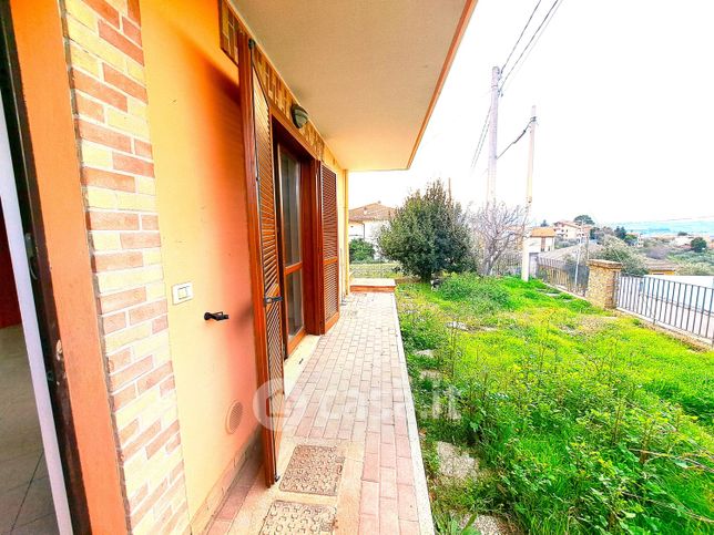 Villetta a schiera in residenziale in Via Dragonara