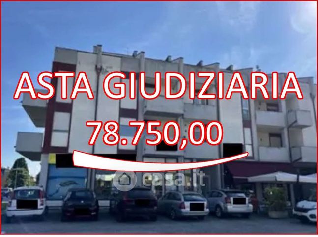 Appartamento in residenziale in Via Quadrato 98