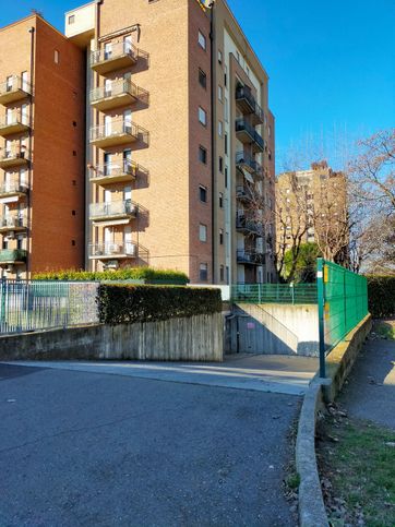 Box/posto auto in residenziale in Via Augusto Piccard