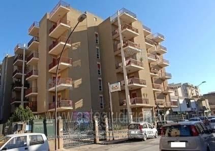 Appartamento in residenziale in Via Generale Cascino 37