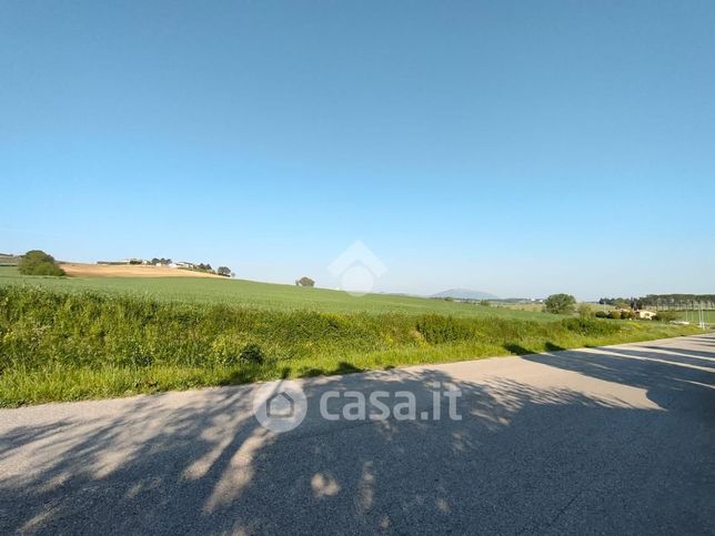 Terreno edificabile in residenziale in Strada Fabrianese