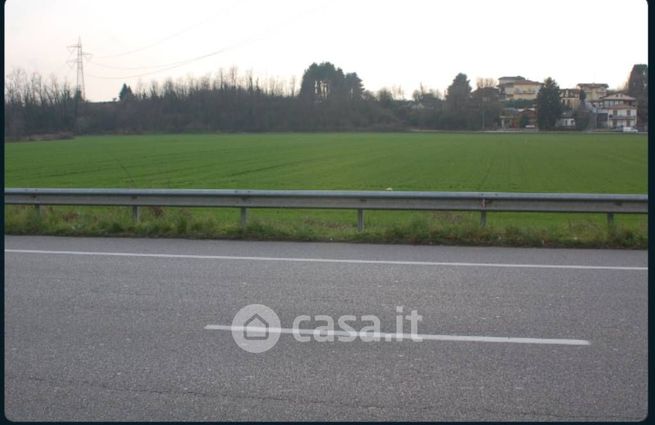 Terreno edificabile in residenziale in Strada Provinciale 6