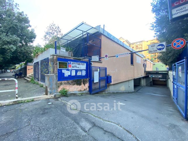 Garage/posto auto in residenziale in Via Elvidio Prisco 4